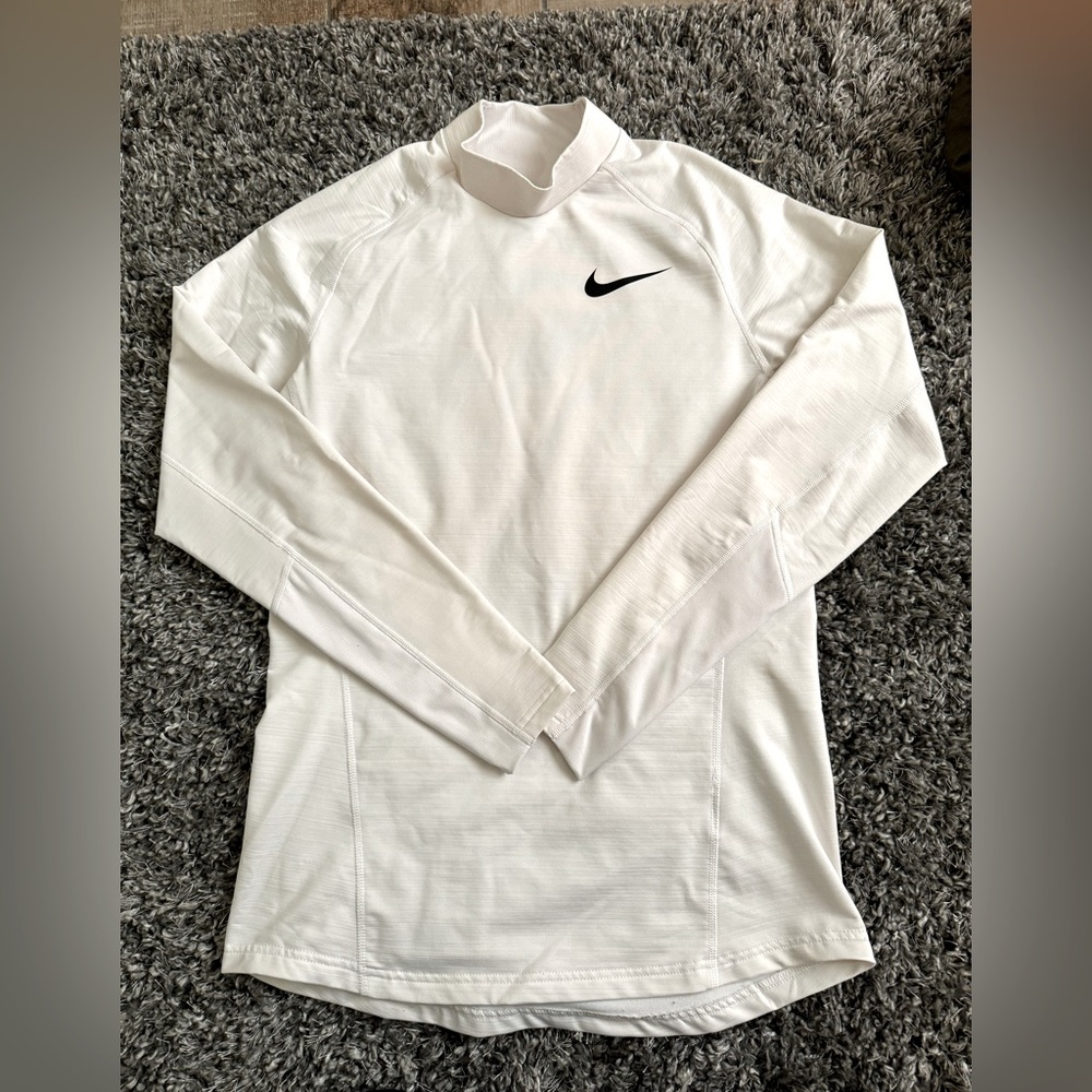 Nike dry-fit long sleeve M white